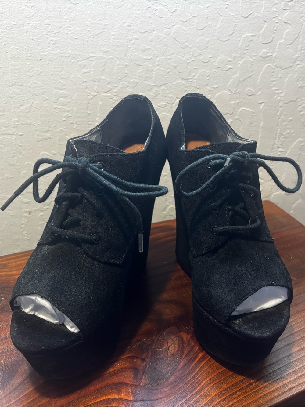 Steve Madden Windupp wedge platform peep toe bootie in black suede